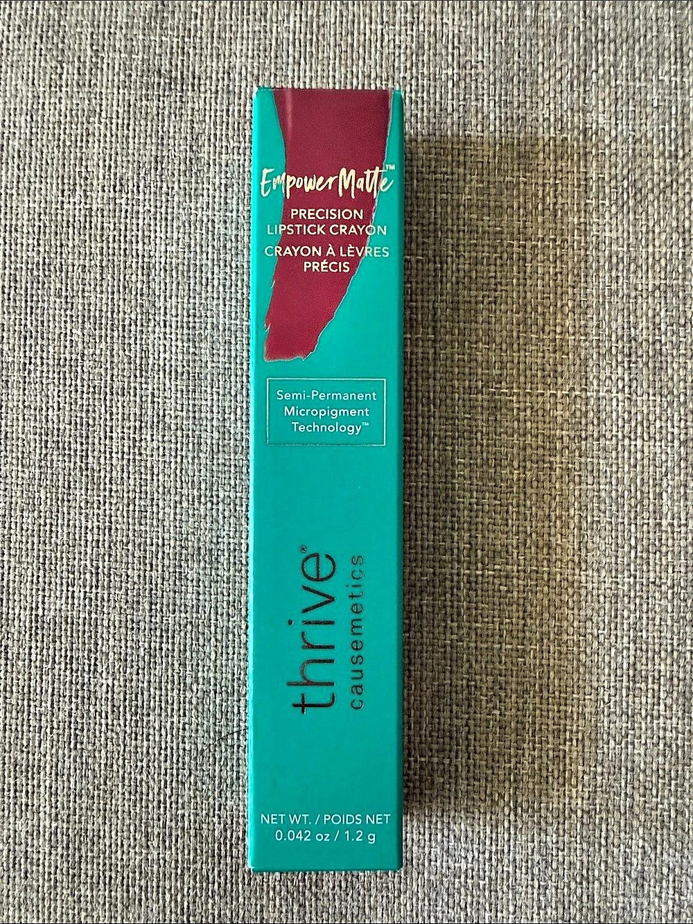 Thrive EmpowerMatte Precision Lipstick crayon
Color Stephanie